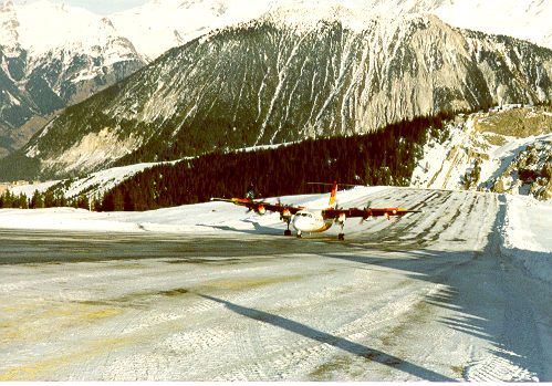 Dash 7 landing in CVF