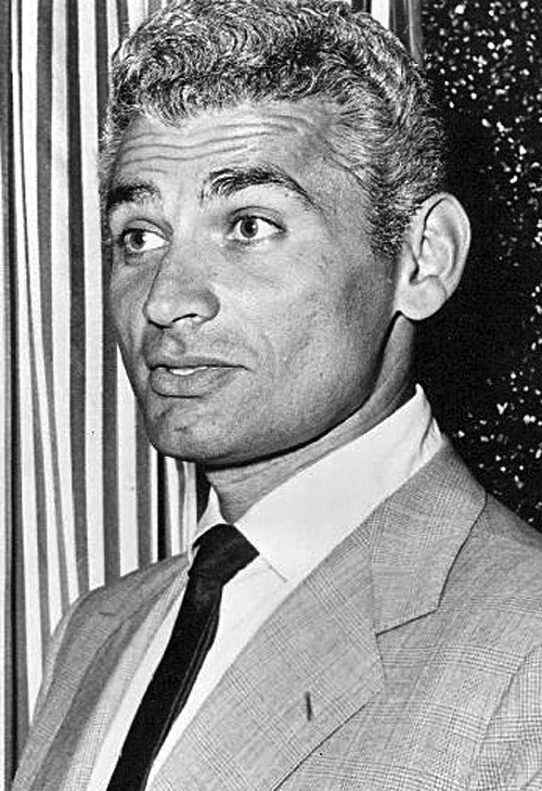 Fichier:Jeff Chandler - 1958.jpg