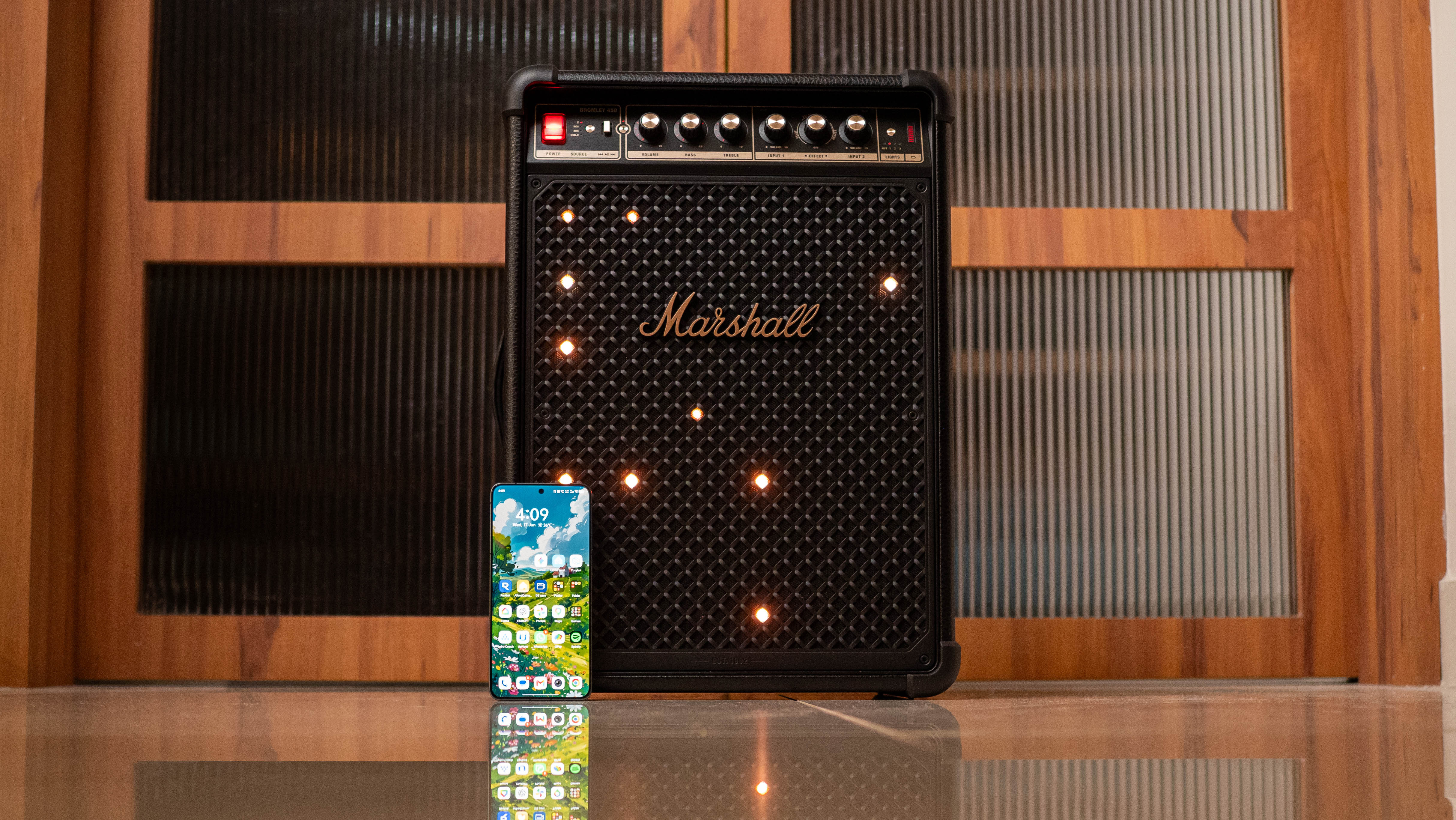 Marshall Bromley 450 next to Vivo X300 Ultra