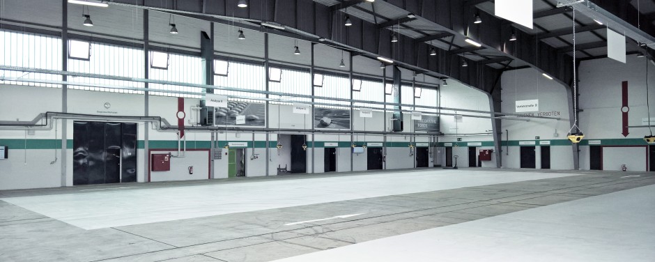 06-Hallen-und-Freiflaeche-Ahlhorn_940x376