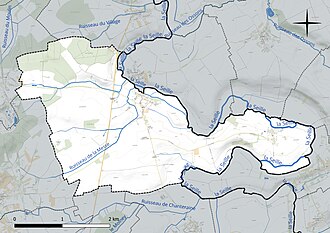 Carte en couleur présentant le réseau hydrographique de la commune