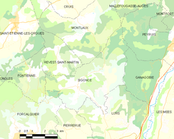 Carte élémentaire montrant les limites de la commune, les communes voisines, les zones de végétation et les routes