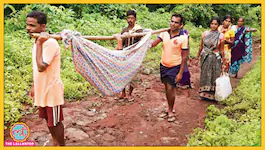 न एंबुलेंस, न सड़क, आधी रात को जंगल में बच्चे को जन्म दिया