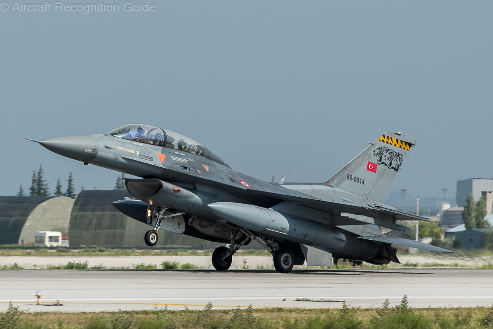 As an illustration of the F-16D we show you a Turkish Block 40 F-16D that has gone though the CCIP update. Image