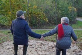 blogs - old man & woman - love