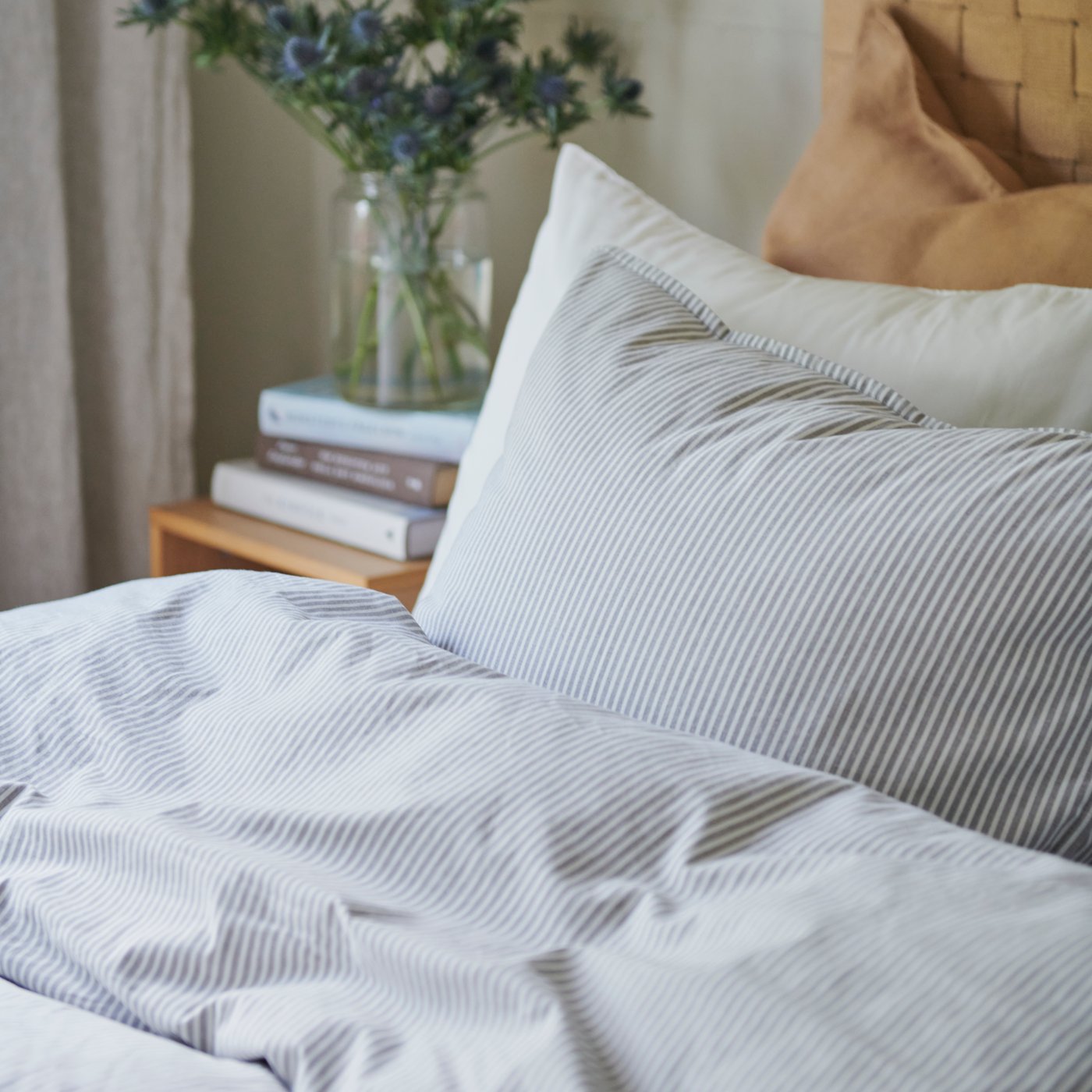 A grey white/stripe SOLFIBBLA duvet cover and pillowcase